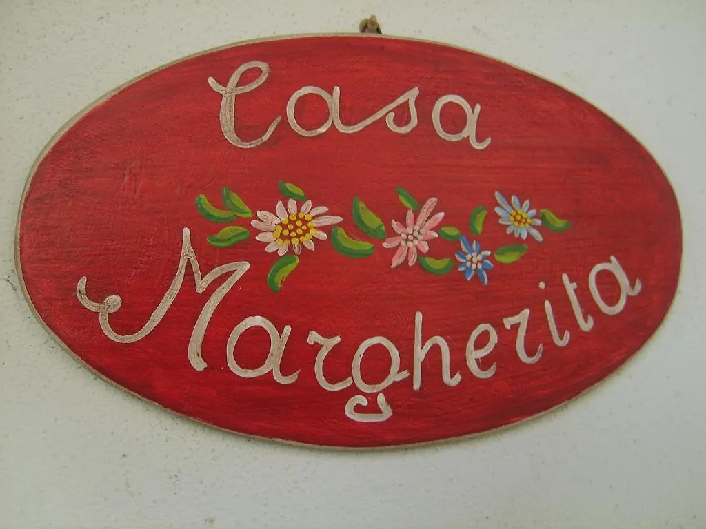 Guest house Casa Margherita Affittacamere B&B